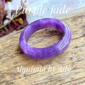 PURPLE JADE + Carved ring